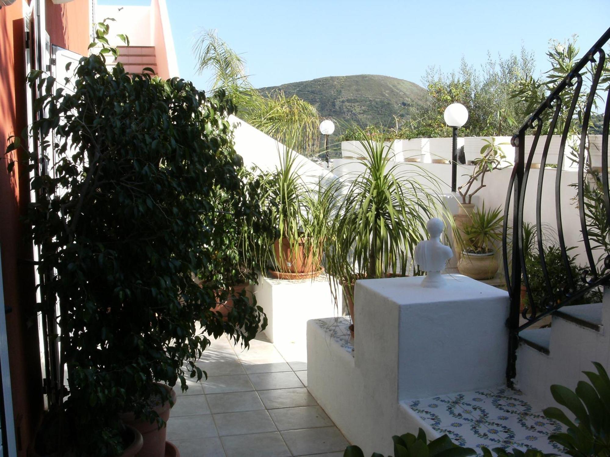 Villa Vista Mare Mela Λίπαρι Εξωτερικό φωτογραφία